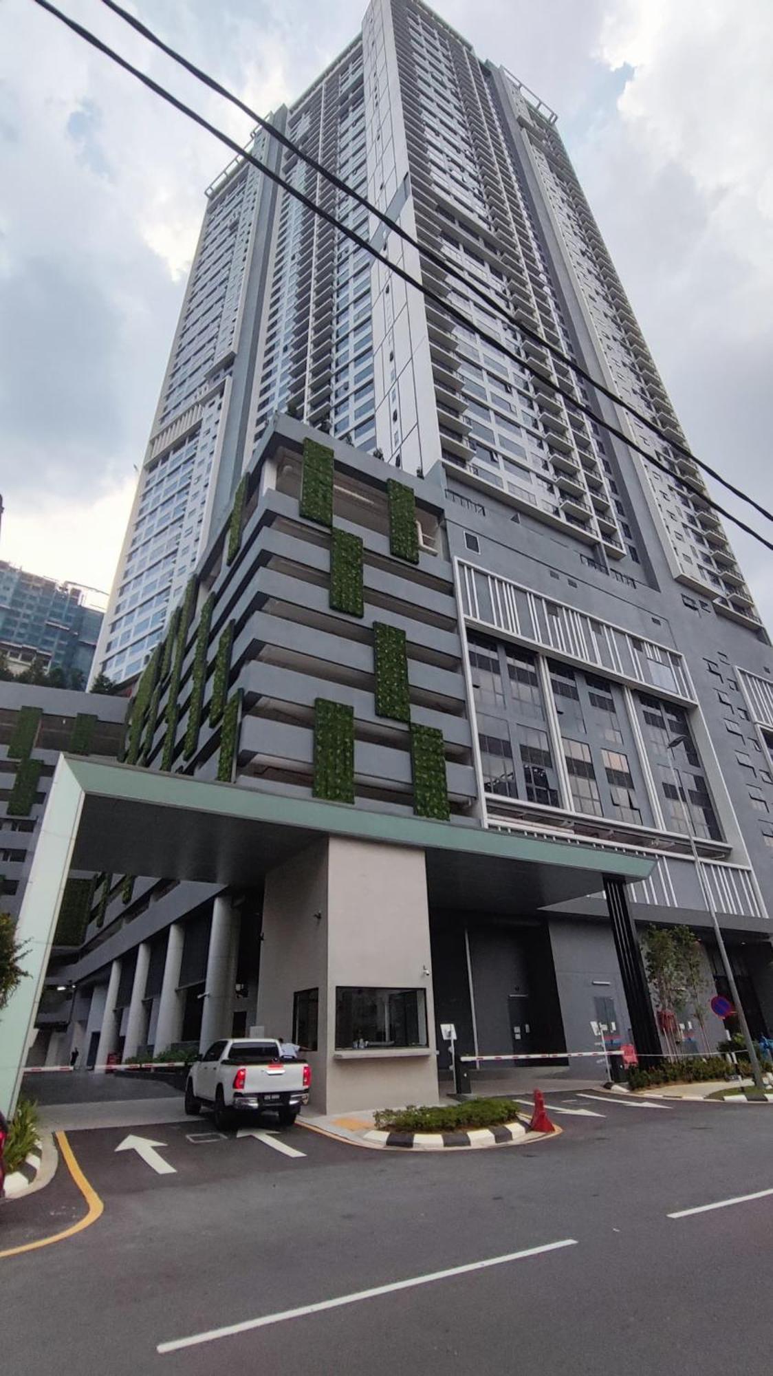 Agile Sky Pavilion Kl By Moonlight Pangsapuri